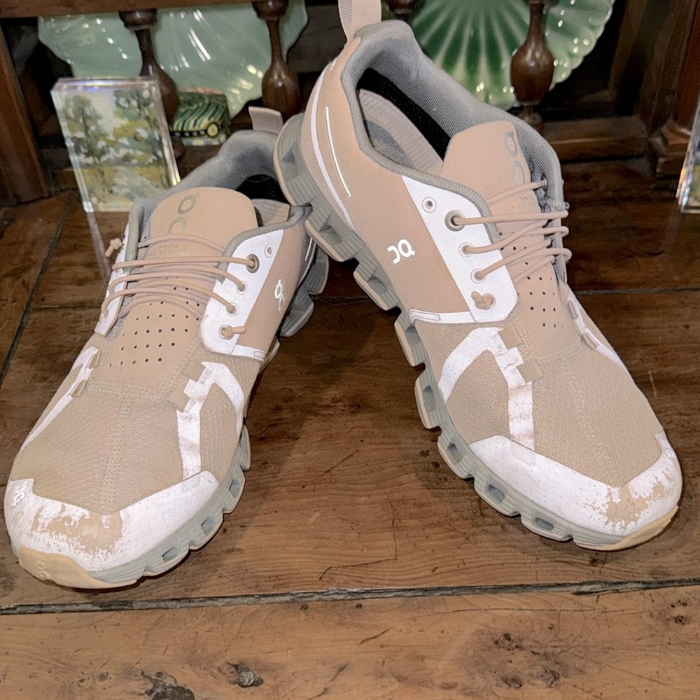 On Running Pink Sneakers with Gray Soles